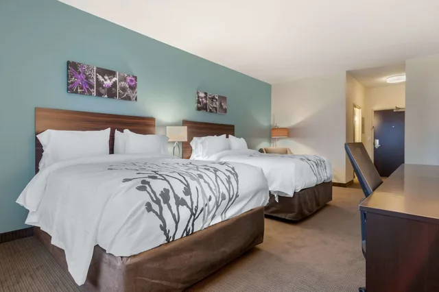 Standard, 2 Queen Beds, Sleep Inn & Suites Bricktown - Near Medical Center 1/5