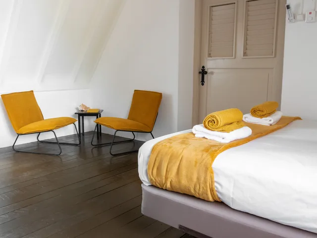 Deluxe, Apartment, King and Twin Beds, Landhuis Daniel Hotel 3/4