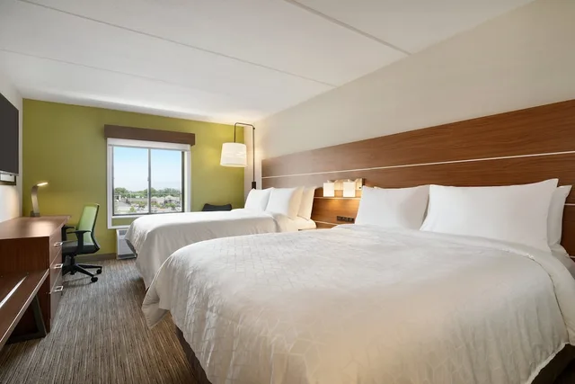 غرفة قياسية بسرير فردي، Holiday Inn Express Plattsburgh 3/5