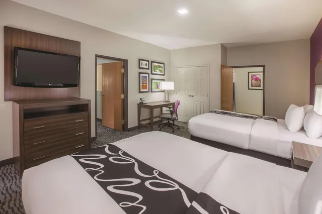 جناح ديلوكس تنفيذي بغرفة نوم واحدة، La Quinta Inn & Suites by Wyndham NW Tucson Marana 1/3
