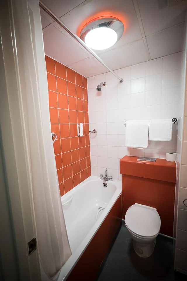 Double Room, Travelodge Belfast Central 5/7