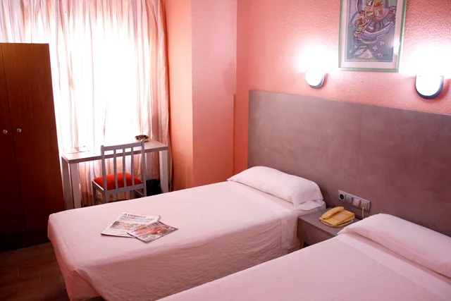 Exterior, 2 Beds, Hotel Universal Murcia 9/10