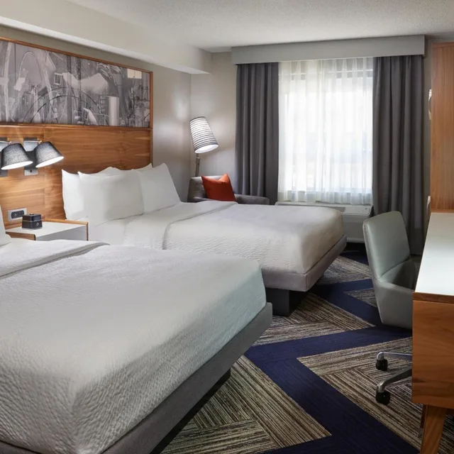 غرفة بسريرين كوين، Four Points by Sheraton Vaughan 5/9