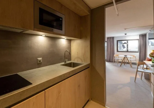 غرفة سوبيريور بسرير مزدوج أو سريرين منفصلين، Victoria Hotel & Residence 4/4