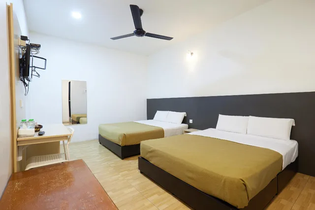 Economy, Triple, No Window، Uncle Guesthouse Kuala Terengganu by ZUZU 1/1