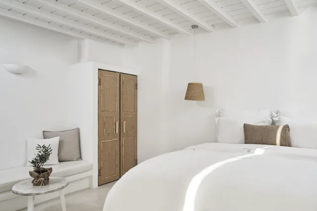 جناح جونيور بإطلالة على البحر، Little Venice Suites 4/4