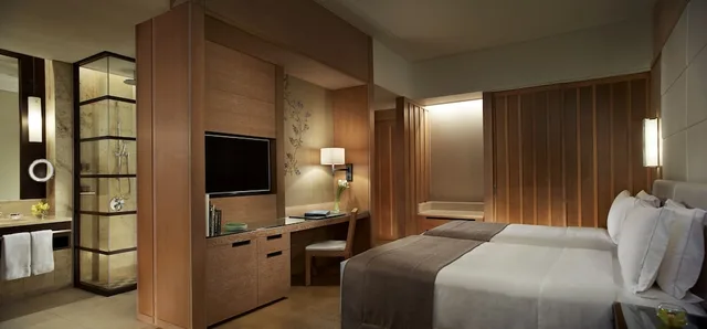 غرفة ديلوكس بسريرين مزدوجين بشرفة، The Ritz Carlton Okinawa 8/10