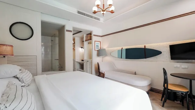 غرفة ديلوكس بسرير مزدوج بإطلالة على المسبح، Sugar Marina Resort Surf 9/10