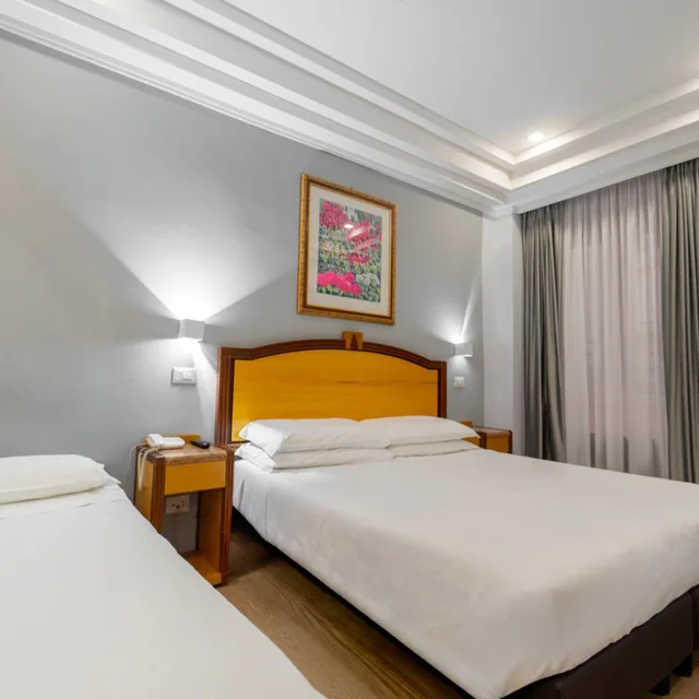 غرفة عائلية، Oxford Hotel 1/4