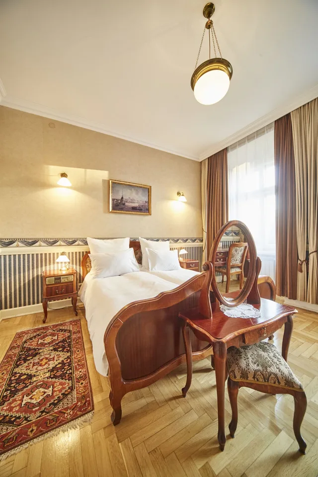 Deluxe, Double Bed, City View, Hotel Pollera 2/4
