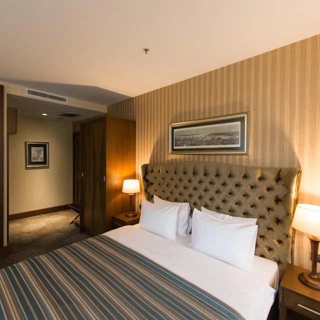 غرفة ثلاثية بشرفة، Adelmar Hotel Istanbul Sisli 1/8