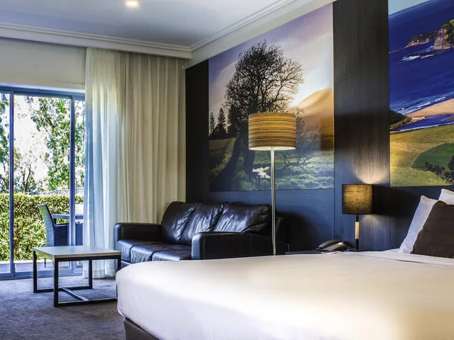 غرفة سوبيريور بسرير كينج بشرفة، Mercure Gerringong Resort 1/5
