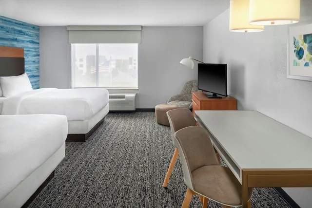 استوديو بسريرين كوين بإطلالة على المدينة، Towneplace Suites Detroit Troy 4/8