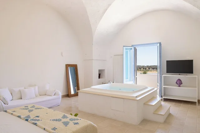 جناح جونيور بسرير كوين بشرفة، Masseria Malvindi 5/7
