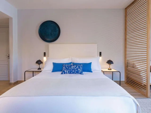 Zen, Retreat, King Bed, Inland View, Sofa، Domes Noruz Kassandra - Adults-Only 1/8
