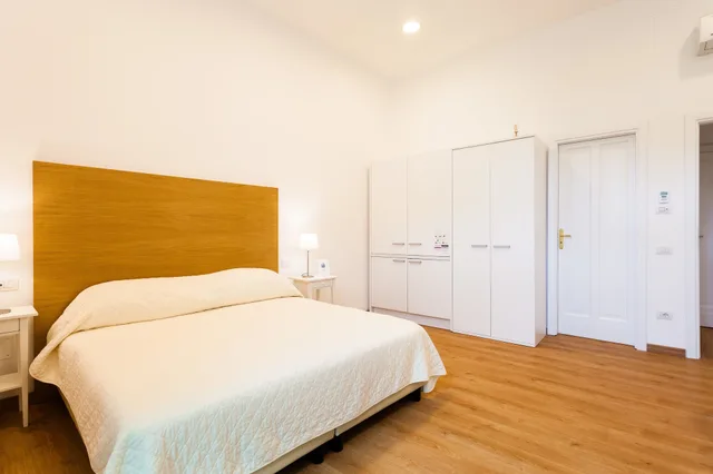 جناح جونيور بسرير كوين، Corso Italia Suites 6/10