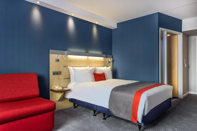 غرفة قياسية بسرير مزدوج، Holiday Inn Express Watford Junction 1/3