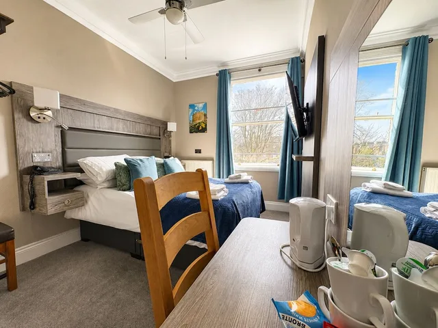 غرفة قياسية بسرير مزدوج، Hedley House Hotel 3/6