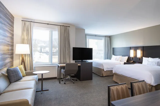 Studio, Multiple Beds، Residence Inn Winnipeg 1/2