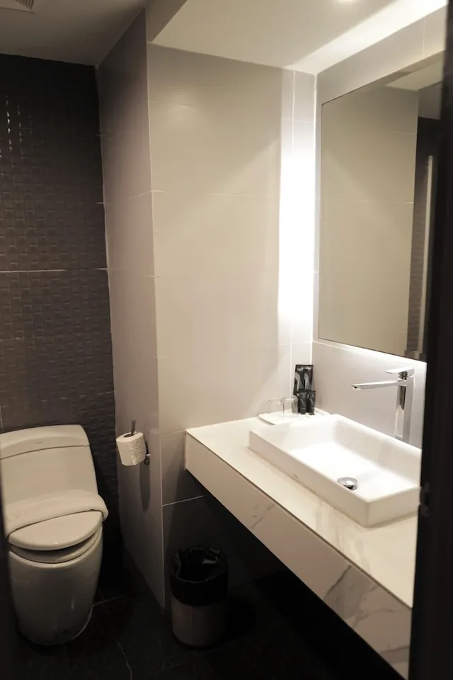 Urban, King Bed، Hermann Hotel Pattaya 9/10