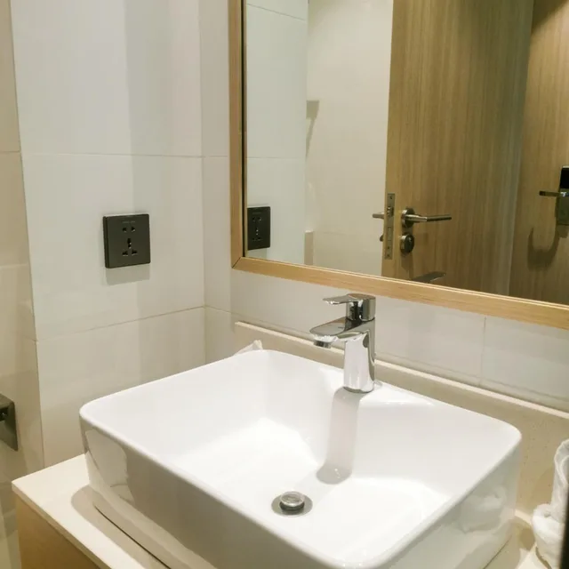 Superior, Twin Beds, No Balcony, No Window، Lime Resort El Nido 5/7