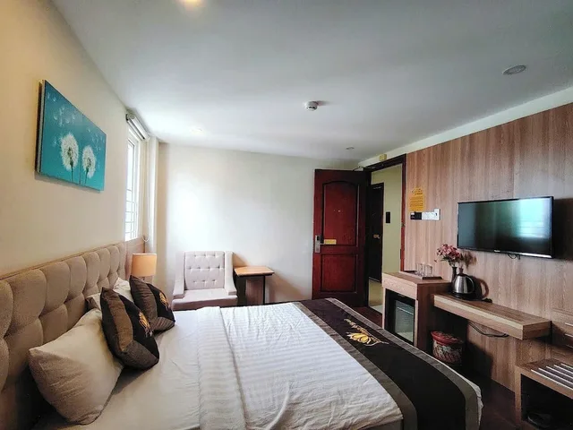 Deluxe, Queen Bed, City View, Sen Vang Luxury Hotel 8/10