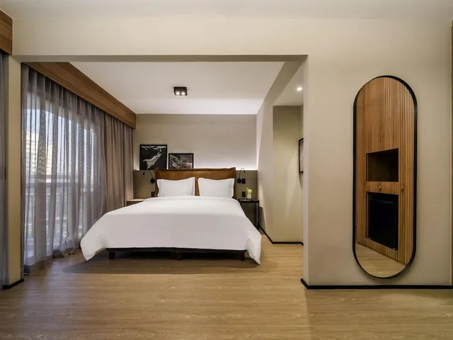 غرفة سوبيريور بسرير كينج بشرفة، Grand Mercure SP Itaim Bibi 3/5
