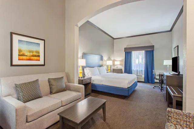 جناح بسرير كينج لذوي الإعاقة، Holiday Inn Express Hotel & Suites Wharton 3/6