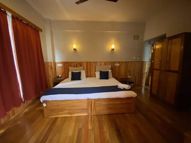 Deluxe, Double Bed, Khamsum Inn 1/10