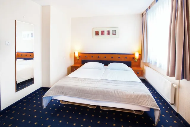 غرفة بسرير كينج، Qubus Hotel Glogow 1/2