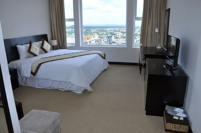 غرفة ديلوكس بسرير كينج بإطلالة على المدينة، Saigon Ban Me Hotel 4/6