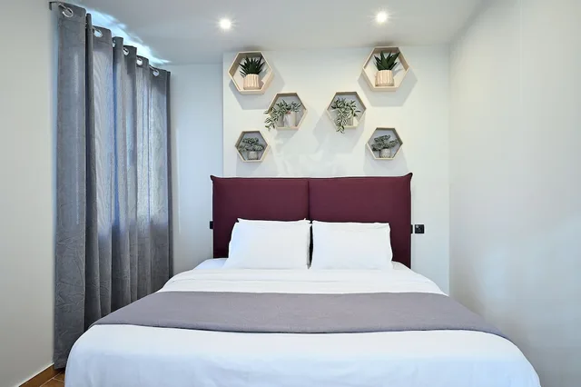 غرفة سوبيريور بسرير كينج، Athens Version Luxury Suites 1/2