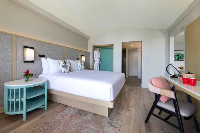 جناح بسرير كينج بغرفة نوم واحدة، Crowne Plaza Resort Saipan an IHG Hotel 2/4