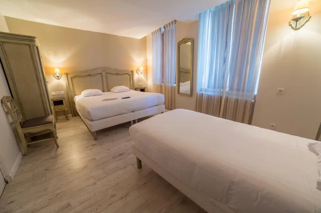 غرفة ثلاثية، Hotel the Originals Les Poemes de Chartres 5/10