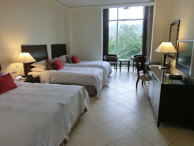 غرفة عائلية بإطلالة على الجبل، Chateau Beach Resort 6/10