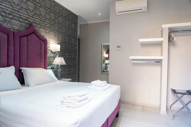Basic, King Bed, Il Campo Marzio 1/9