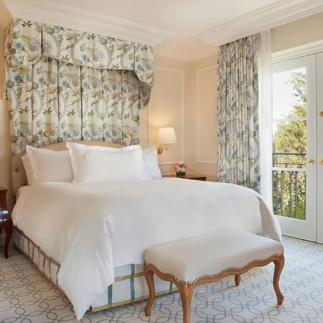 جناح سوبيريور، The Peninsula Beverly Hills 1/2