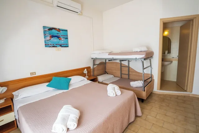 غرفة قياسية رباعية بسرير بطابقين وسرير كوين، SPORTUR CLUB HOTEL 2/7