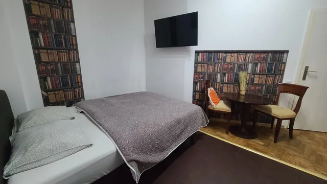Room, Queen Bed, Lorf Hostel&Coffee 3/9