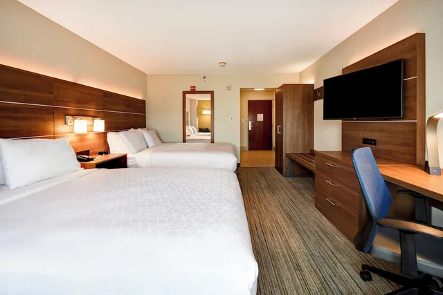 غرفة قياسية بسريرين كوين لذوي الإعاقة، Holiday Inn Express Newport North - Middletown 2/10