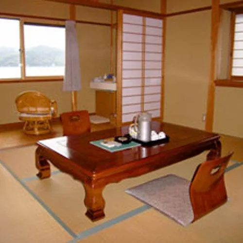 غرفة يابانية، Miyazu Onsen Ryokan Tsurunoya 1/1