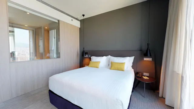 The Level, Family Suite, Twin Beds, City View, Sofa، MELIA BARCELONA SKY 1/10