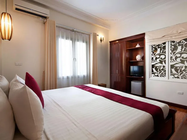 غرفة ديلوكس بسرير كوين، Hanoi Golden Moon Hotel 2/2