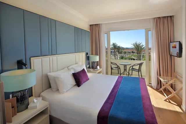 جناح جونيور بإطلالة على الحديقة، Olympic Lagoon Resort Ayia Napa 1/2