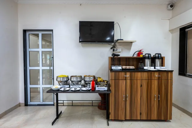 Vista Rooms At Station Road، أورنك آباد 4/35