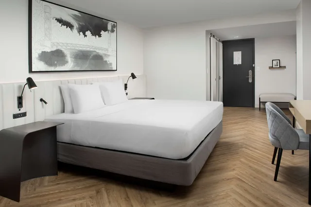 غرفة بسرير كينج، Radisson Blu Hotel Fargo 3/5