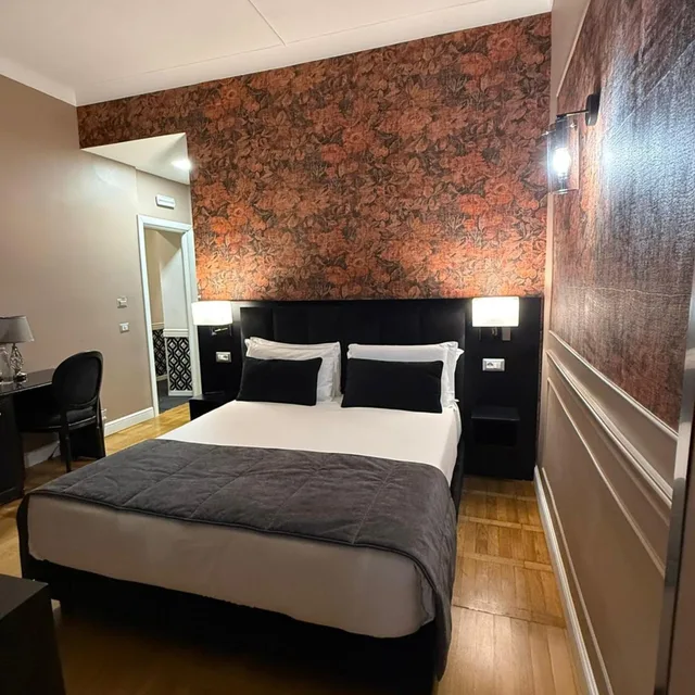 غرفة بسرير مزدوج، Relais Fontana di Trevi 2/7