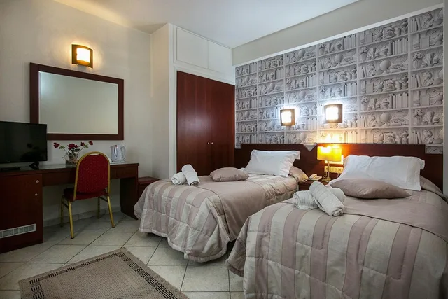غرفة قياسية بسرير مزدوج، Life Hotel 1/10