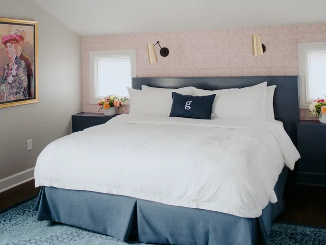 Roosevelt, Deluxe, Single, King Bed، Germantown Inn 6/10
