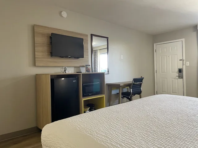 غرفة قياسية بسرير كينج، Days Inn By Wyndham Temple 8/10